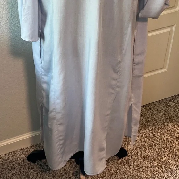 J.Jill Blue and White Embroidered Dress Button Down Pockets Size Medium - Picture 8 of 9